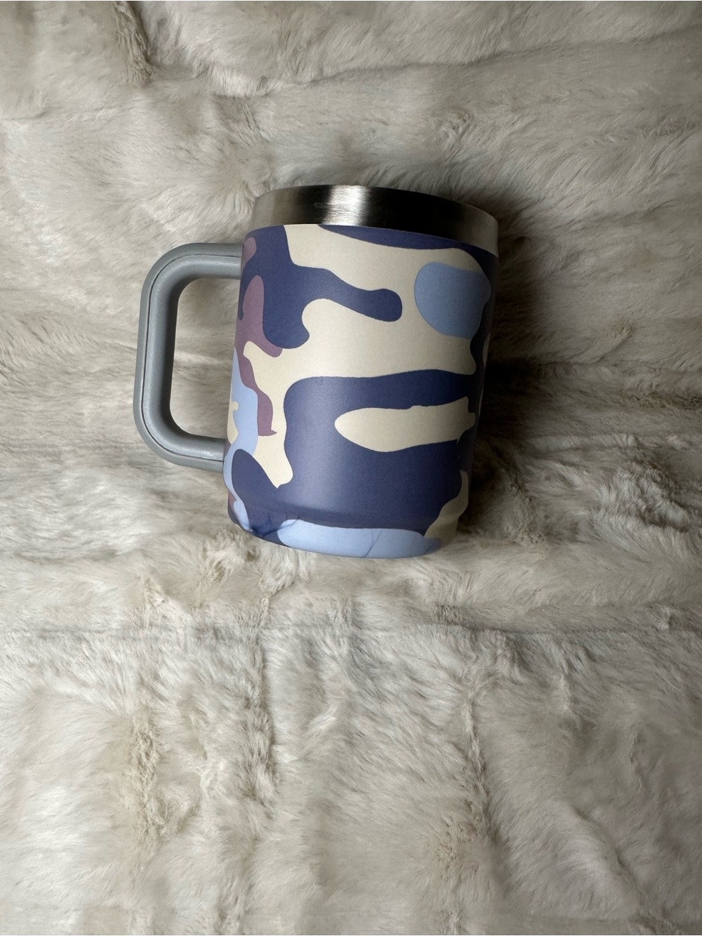 L.L. Bean Purple, Navy & Cream Camo Travel Mug - Picture 6 of 7